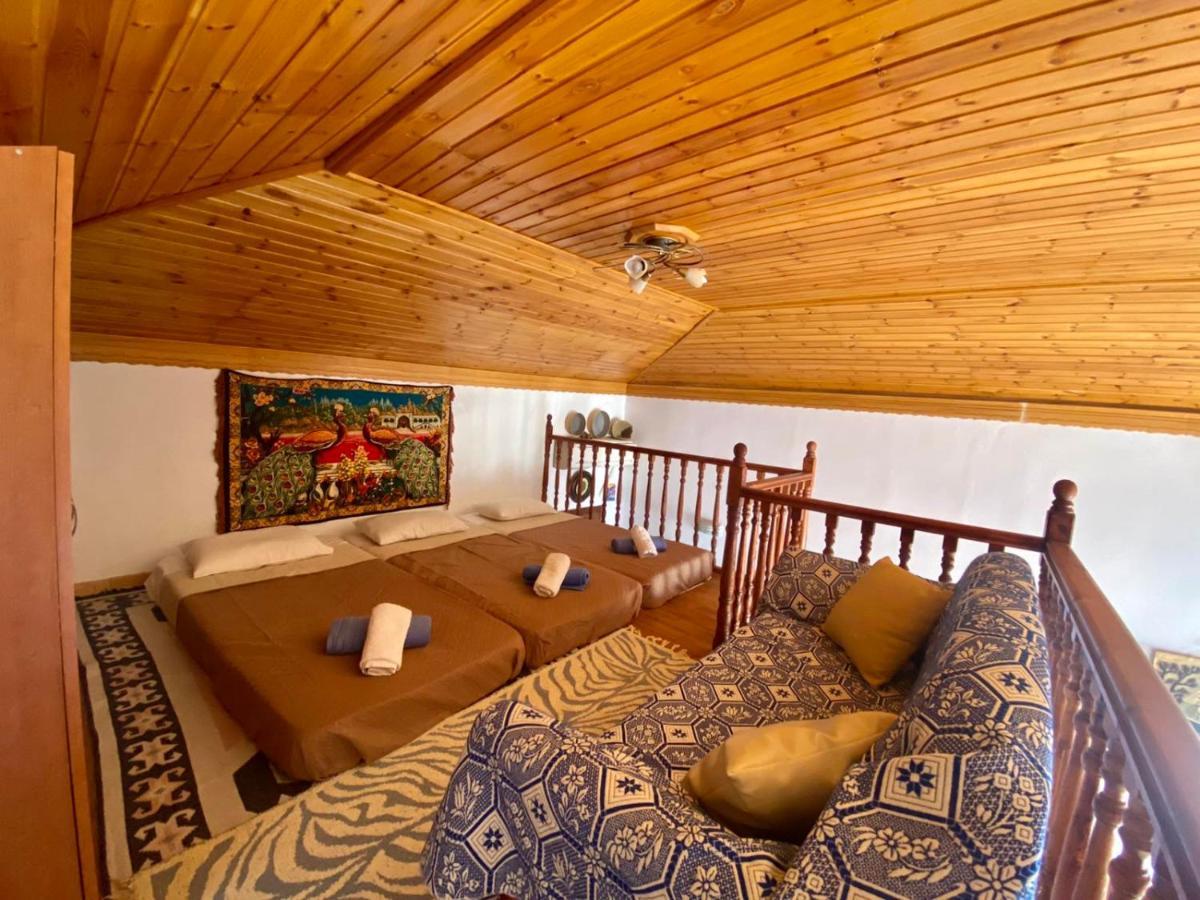 Villa Afroditi Chalki Town Exteriör bild